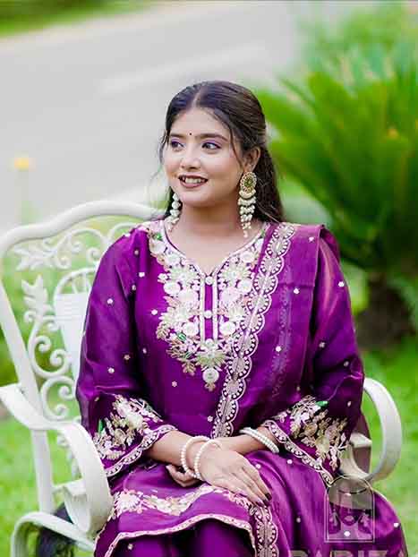 থ্রি-পিস