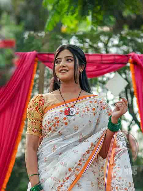 শাড়ি